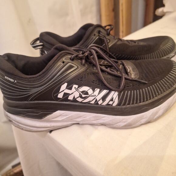 Hoka One Bondi 7 Black White Running Shoes Men's US Size 11 1110519 BWHT - Picture 4 of 8
